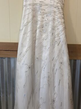 Sean Collection Women's Large White Strapless Beaded Formal Prom Wedding Gown